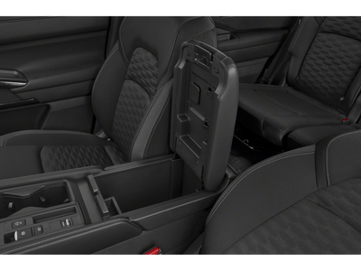 Nissan Pathfinder S 2024