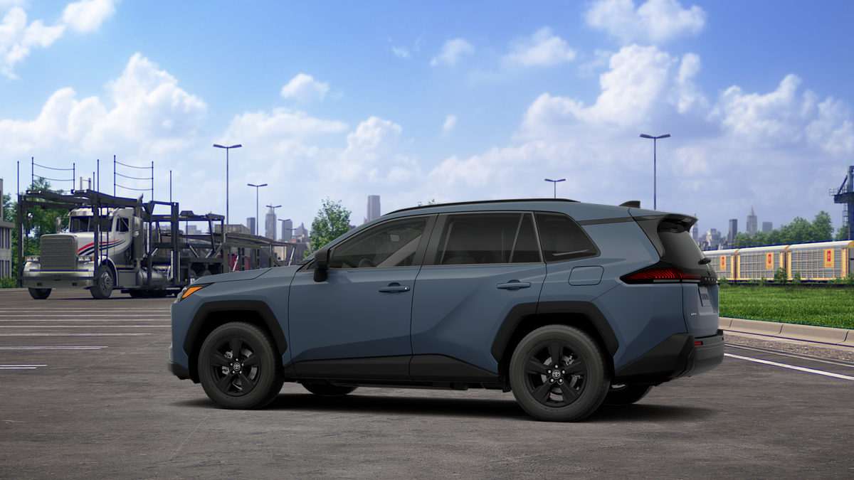 Toyota RAV4 LE 2026