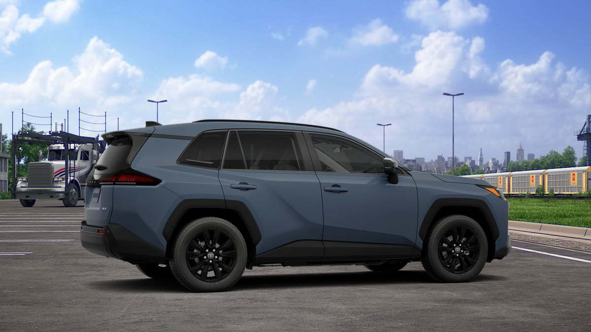 Toyota RAV4 XLE Premium 2026