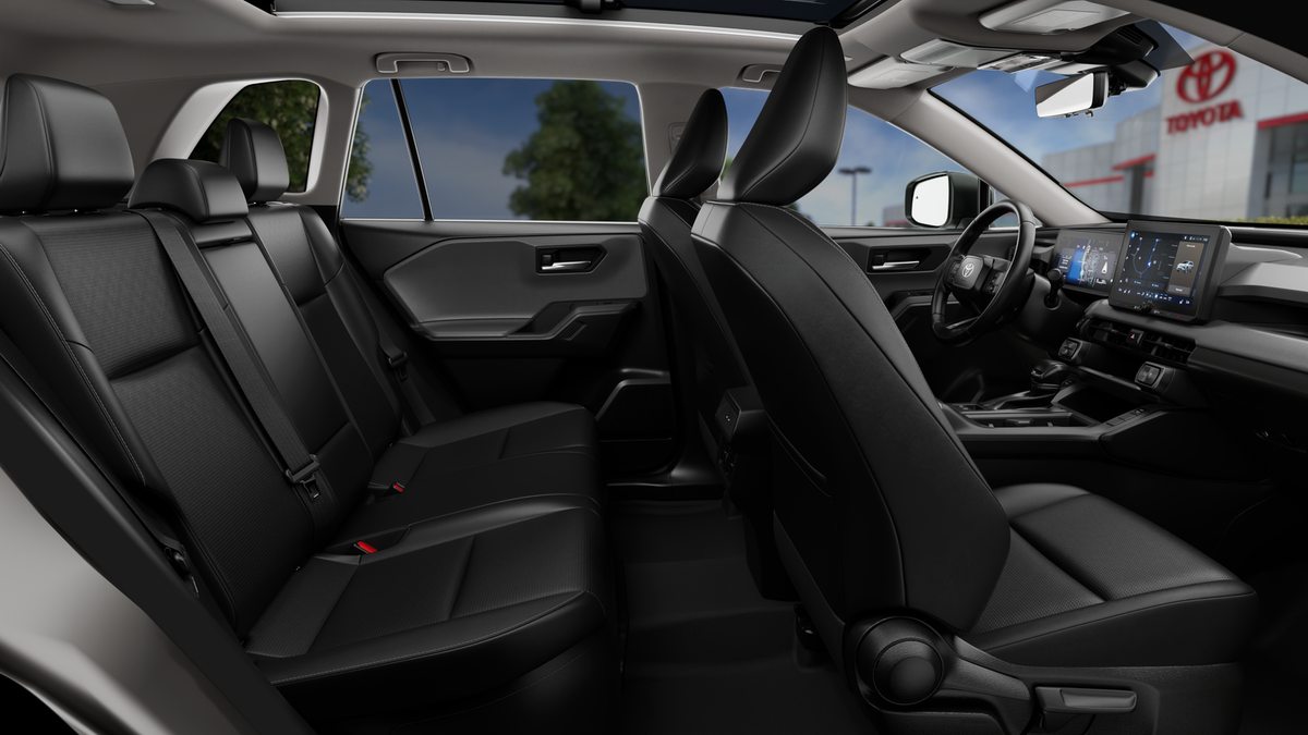 Toyota RAV4 XLE Premium 2026