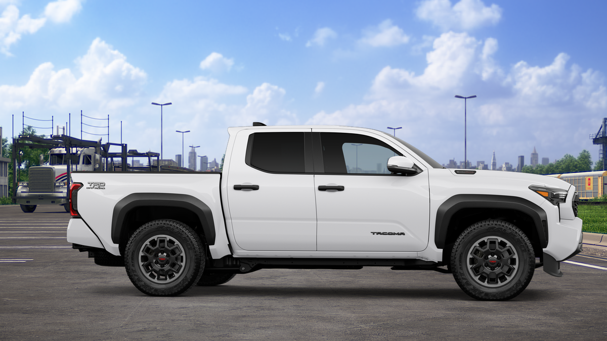 Toyota Tacoma TRD Off-Road i-FORCE MAX 2026