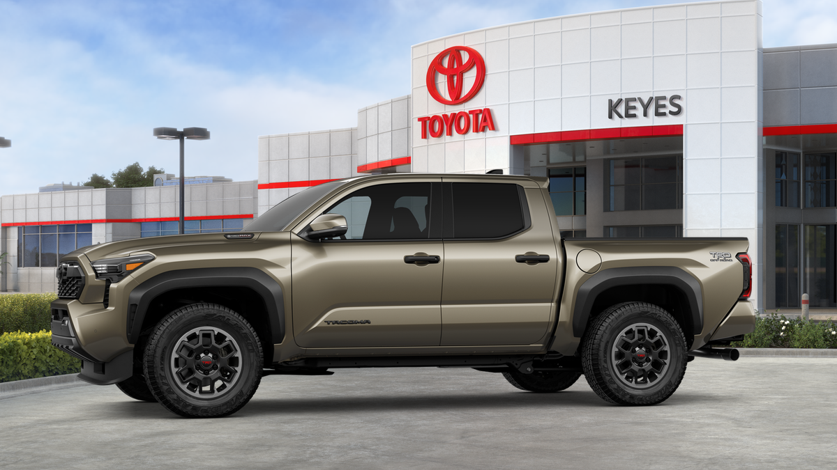 Toyota Tacoma TRD Off-Road i-FORCE MAX 2026