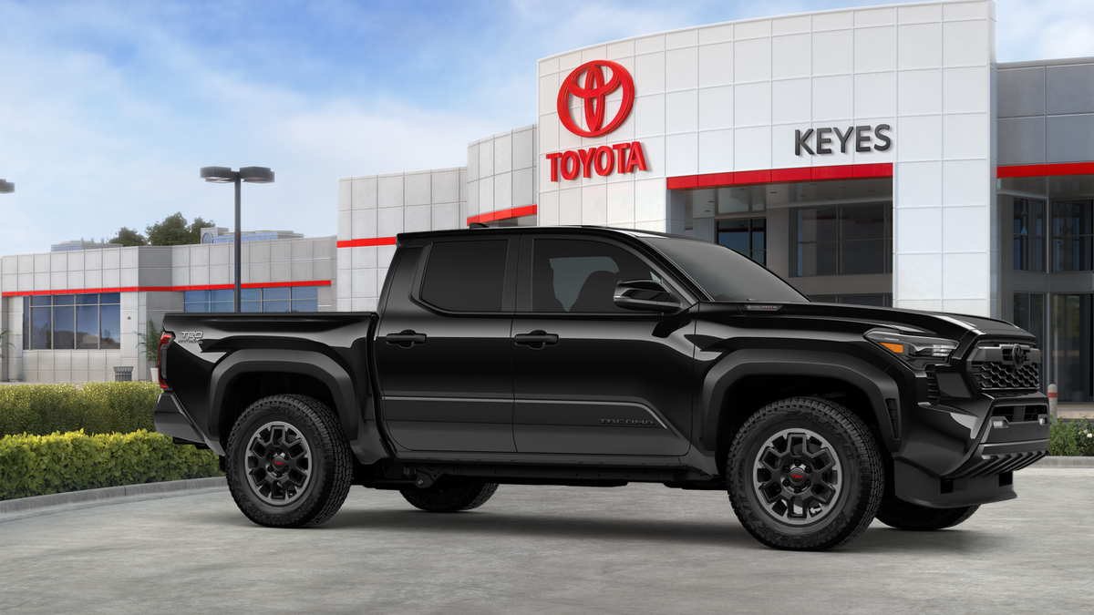 Toyota Tacoma TRD Off-Road i-FORCE MAX 2026