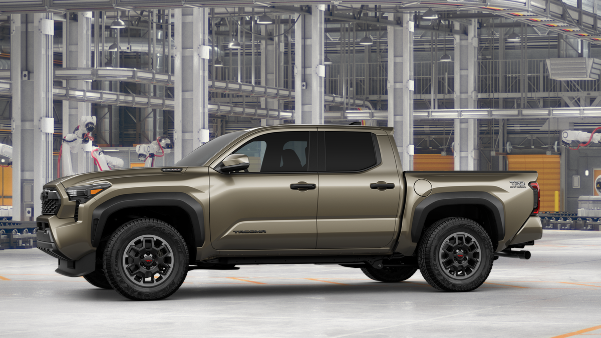 Toyota Tacoma TRD Off-Road i-FORCE MAX 2026