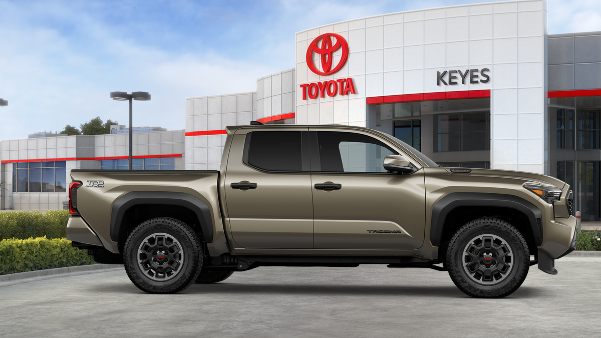 Toyota Tacoma TRD Off-Road i-FORCE MAX 2026