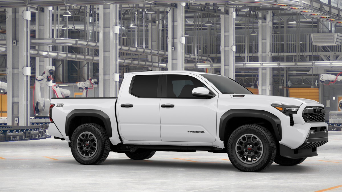 Toyota Tacoma TRD Off-Road i-FORCE MAX 2026