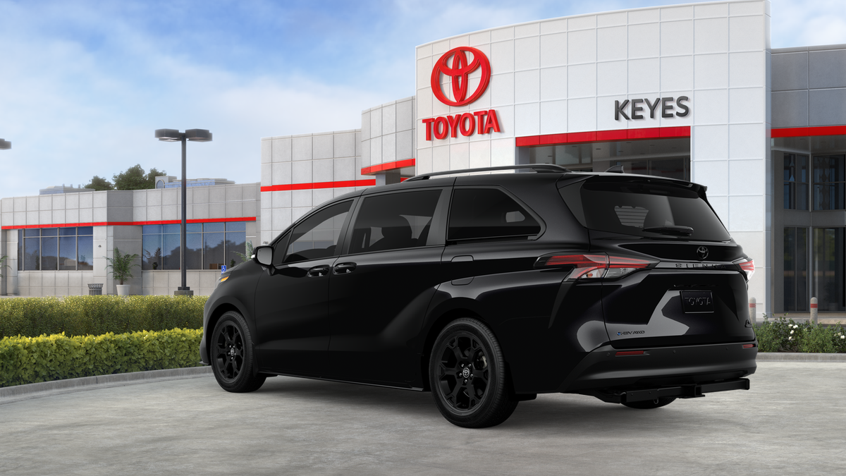 Toyota Sienna Woodland Edition 2026