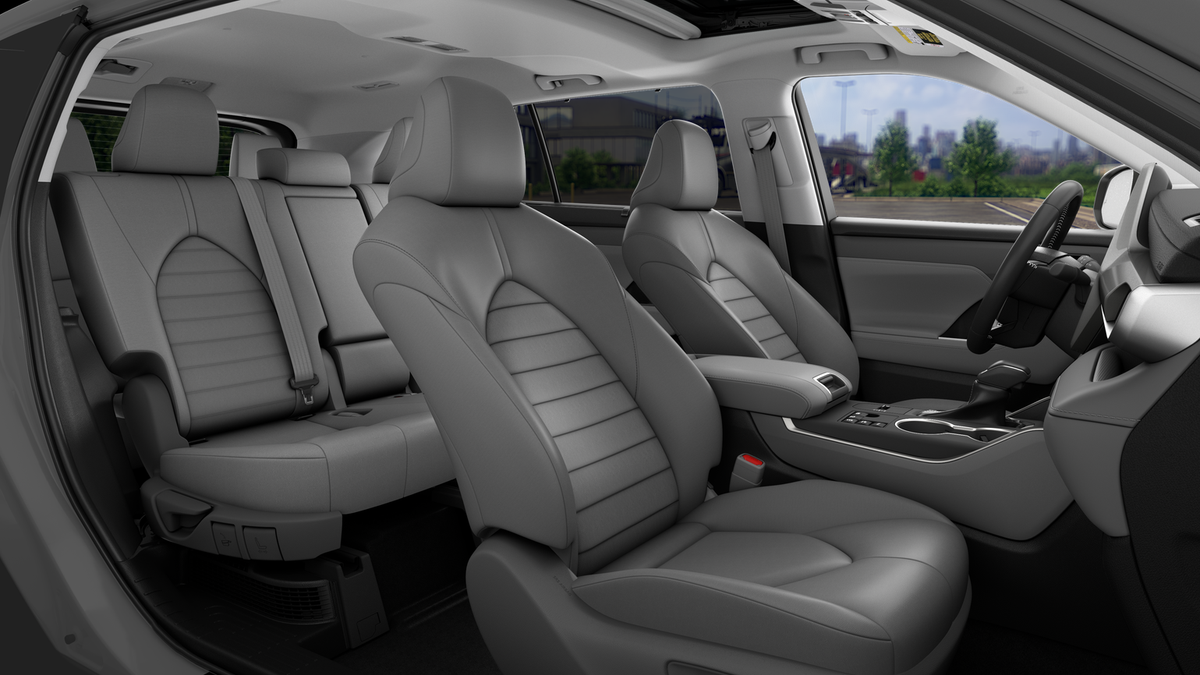 Toyota Highlander Hybrid XLE 2026