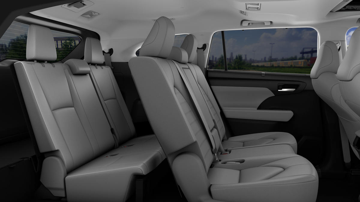 Toyota Highlander Hybrid XLE 2026