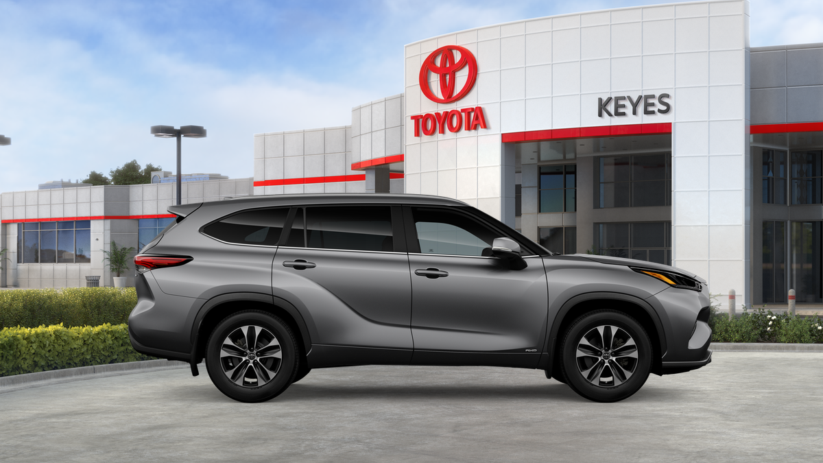 Toyota Highlander Hybrid XLE 2026