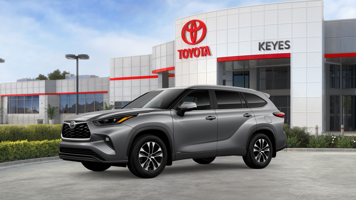 Toyota Highlander Hybrid XLE 2026