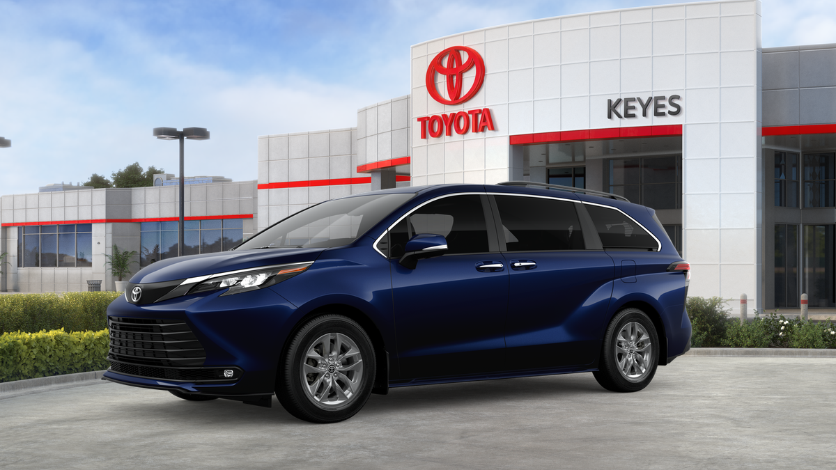 2026 Toyota Sienna XLE