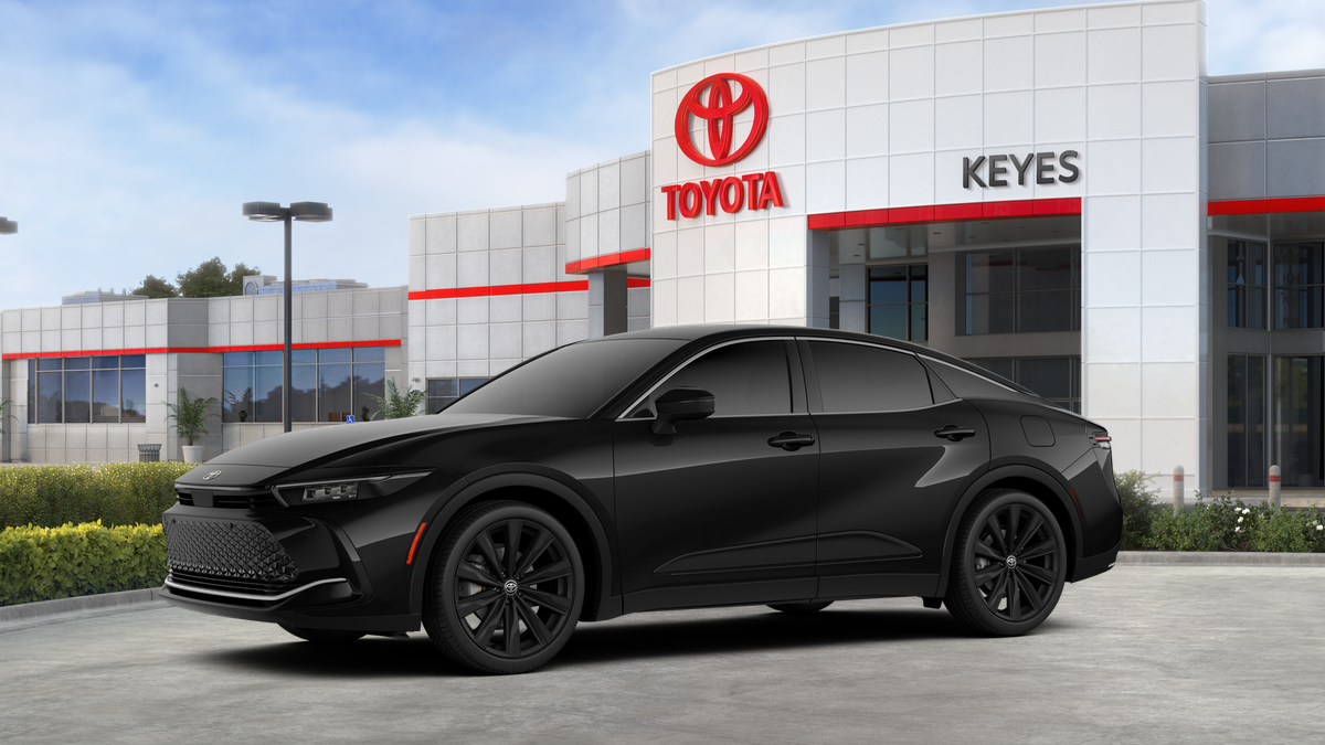Toyota Crown Nightshade 2026