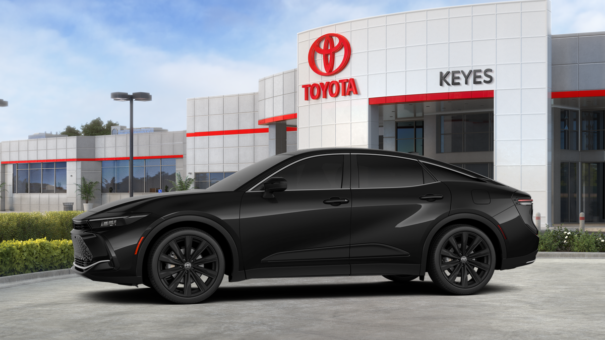 Toyota Crown Nightshade 2026