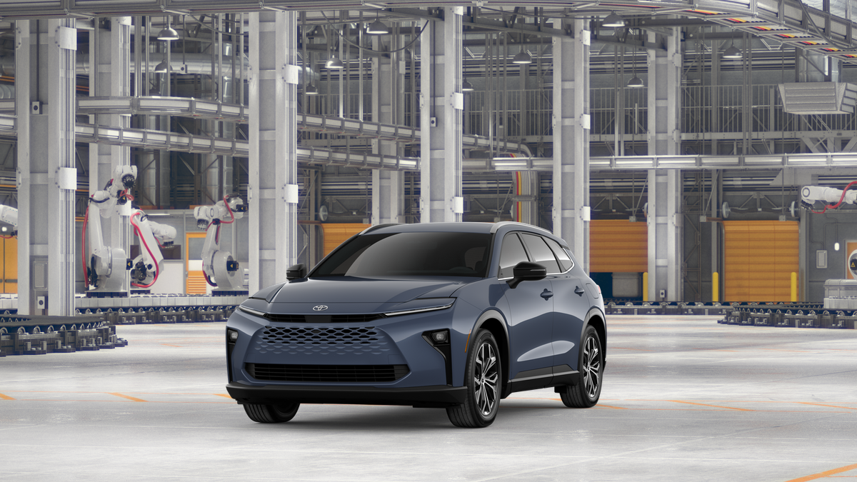 Toyota Crown Signia XLE 2026