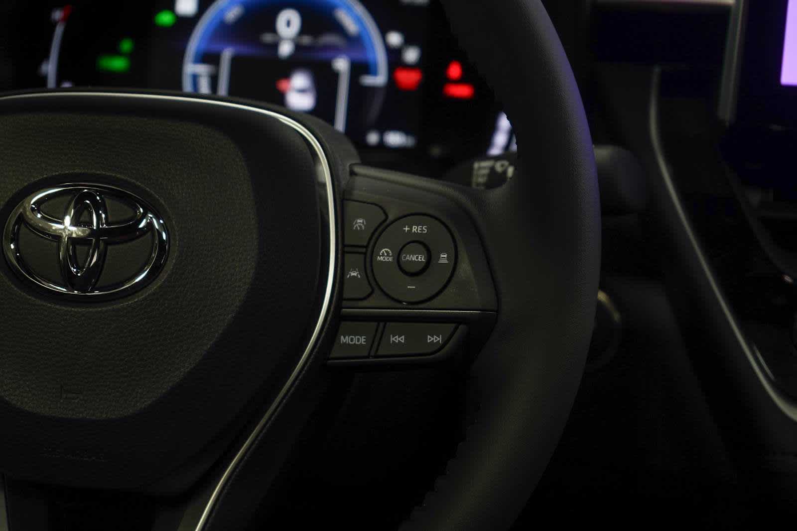 2025 Toyota Corolla Hybrid SE