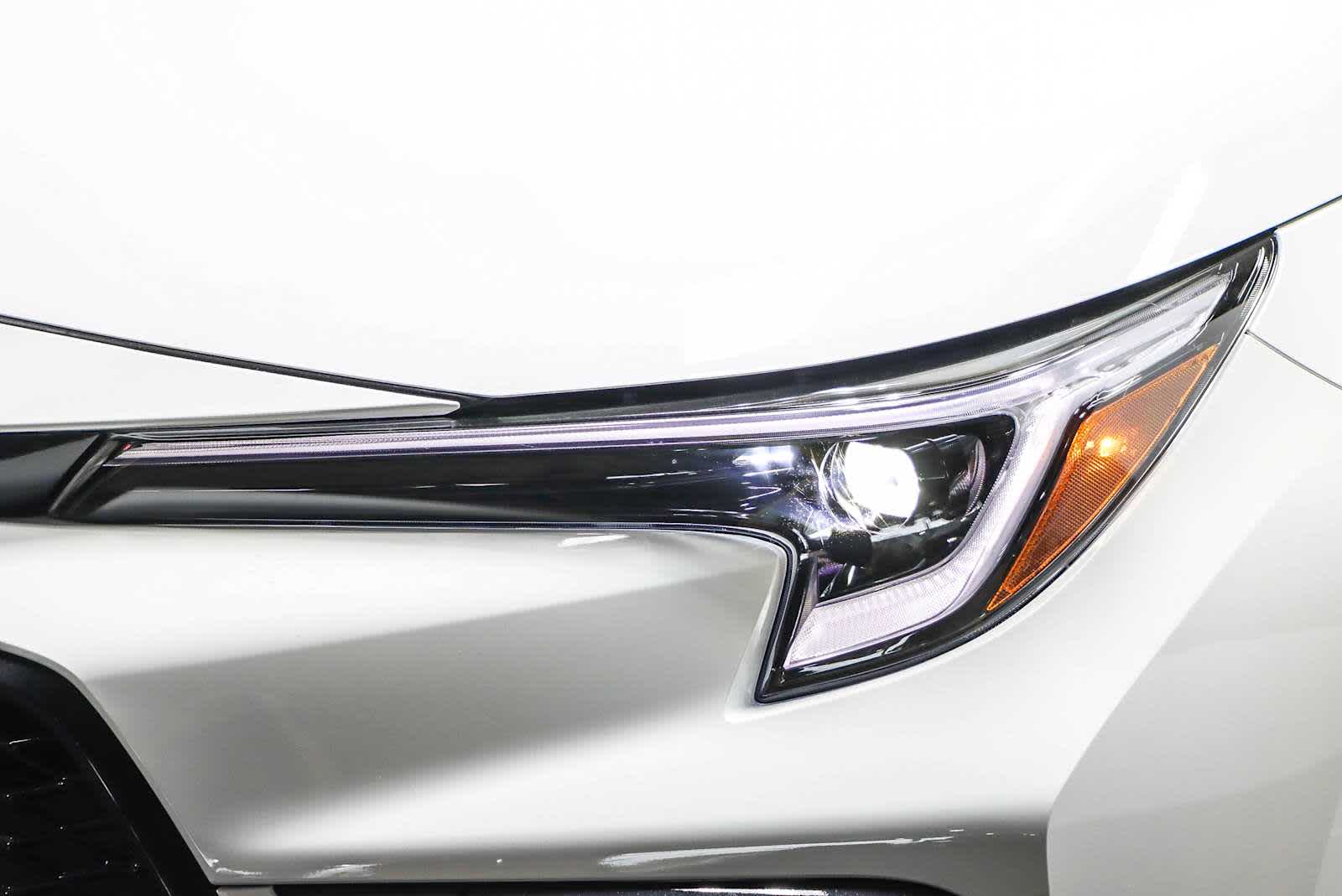 2025 Toyota Corolla Hybrid SE