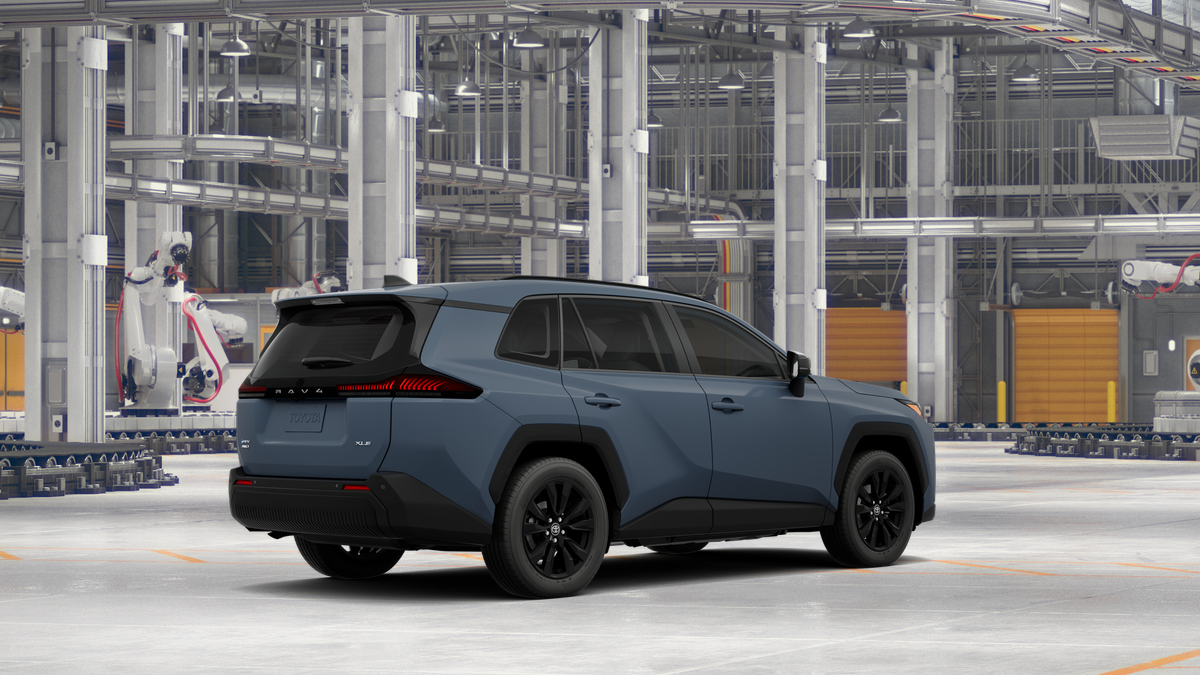 Toyota RAV4 XLE Premium 2026