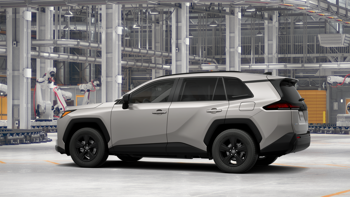 Toyota RAV4 LE 2026