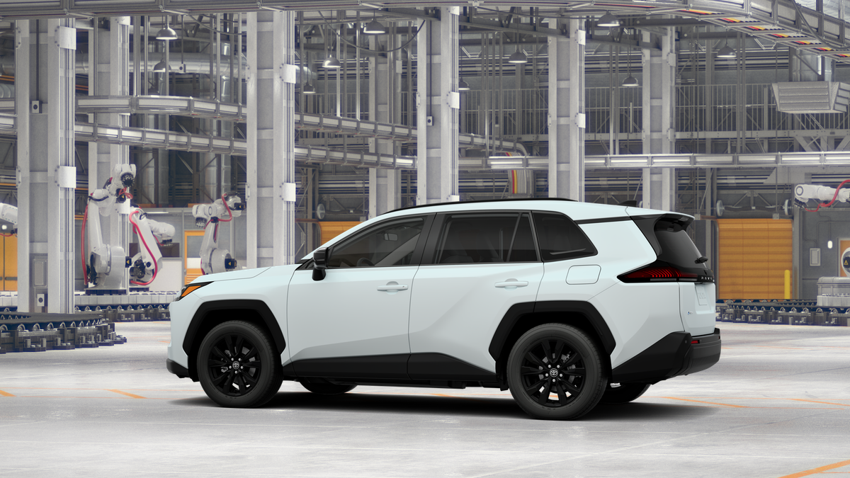 Toyota RAV4 XLE Premium 2026