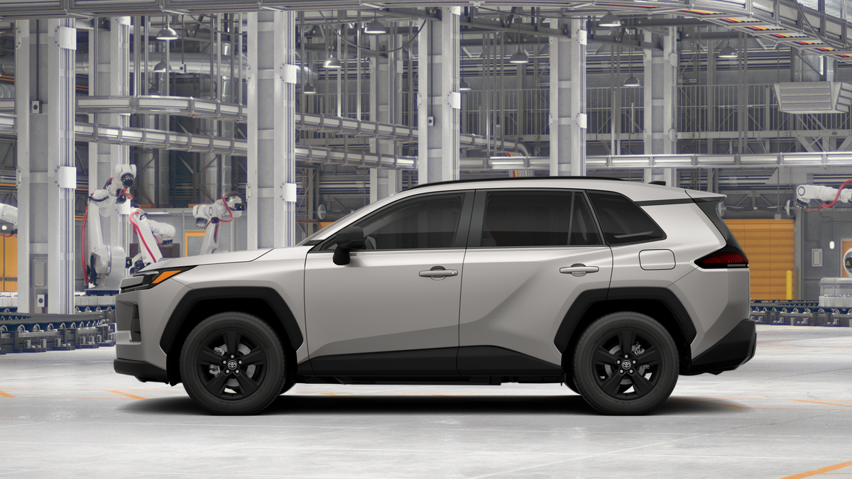 Toyota RAV4 LE 2026