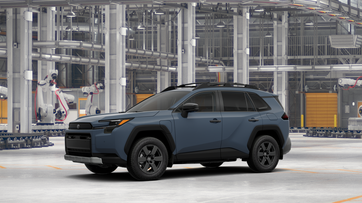 Toyota RAV4 híbrido enchufable Woodland 2026