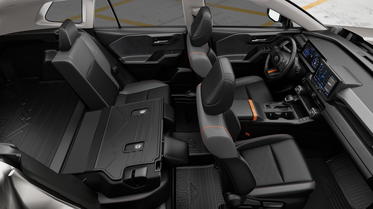 Toyota RAV4 híbrido enchufable Woodland 2026