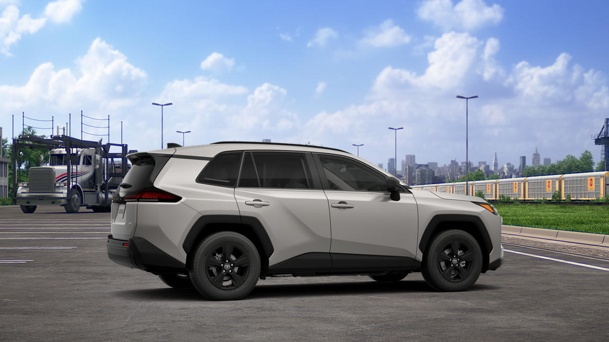 Toyota RAV4 LE 2026