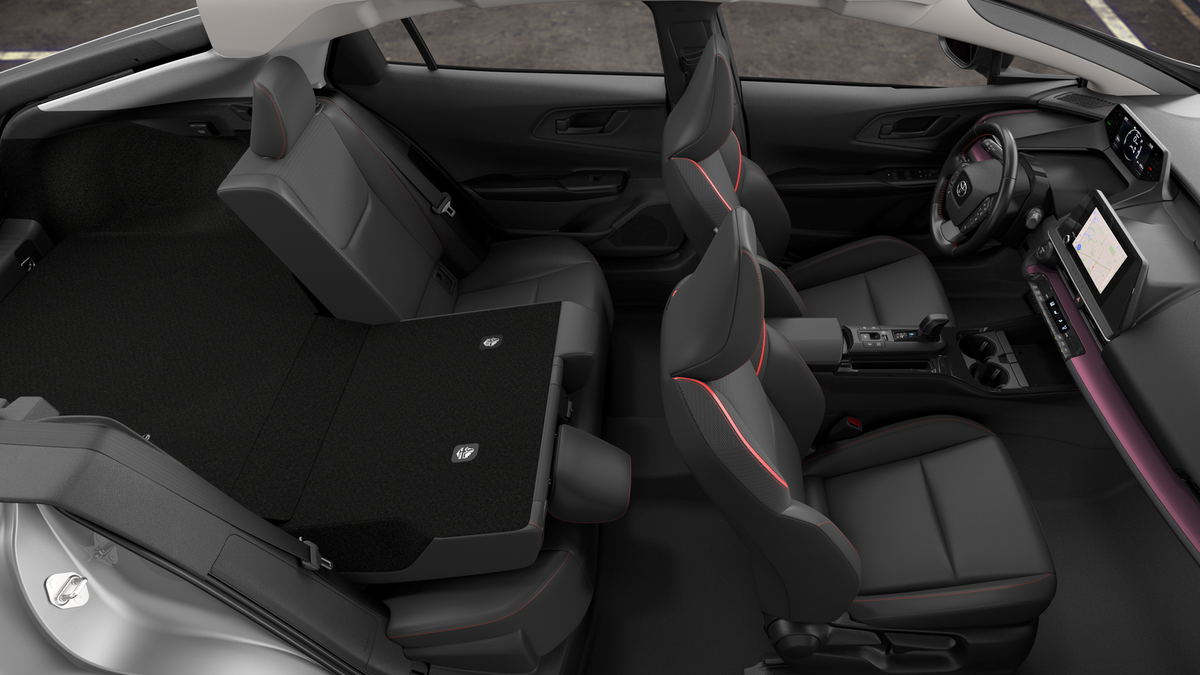 Toyota Prius Plug-in Hybrid SE 2027