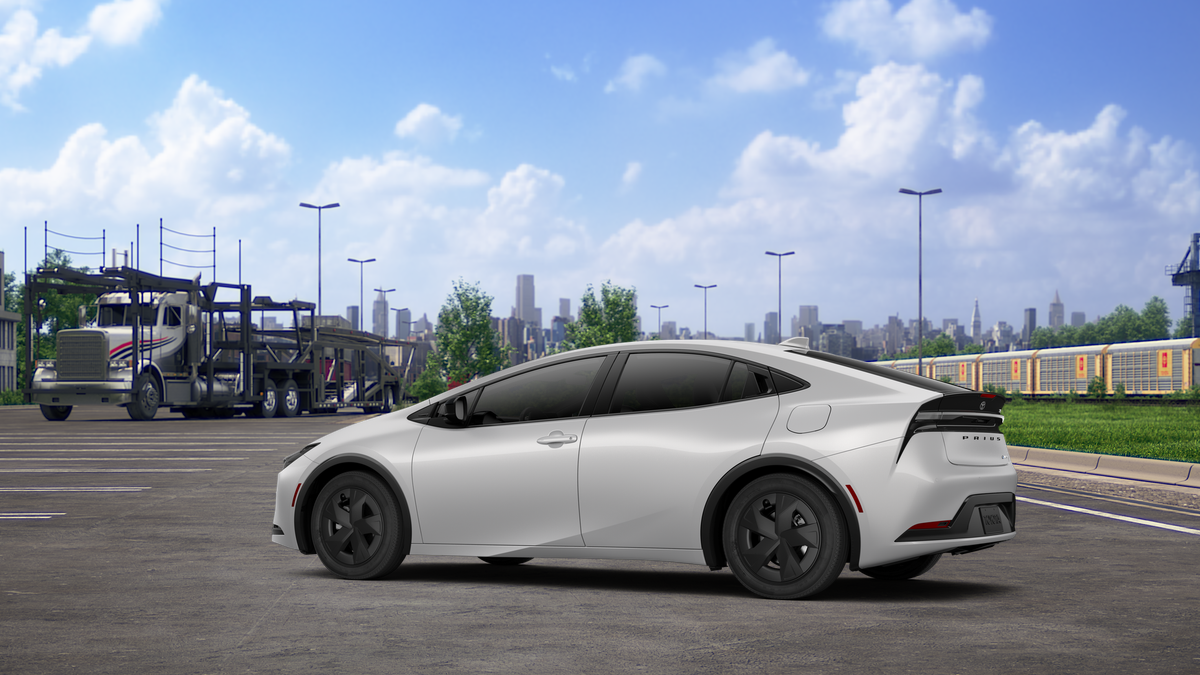 Toyota Prius Plug-in Hybrid SE 2027