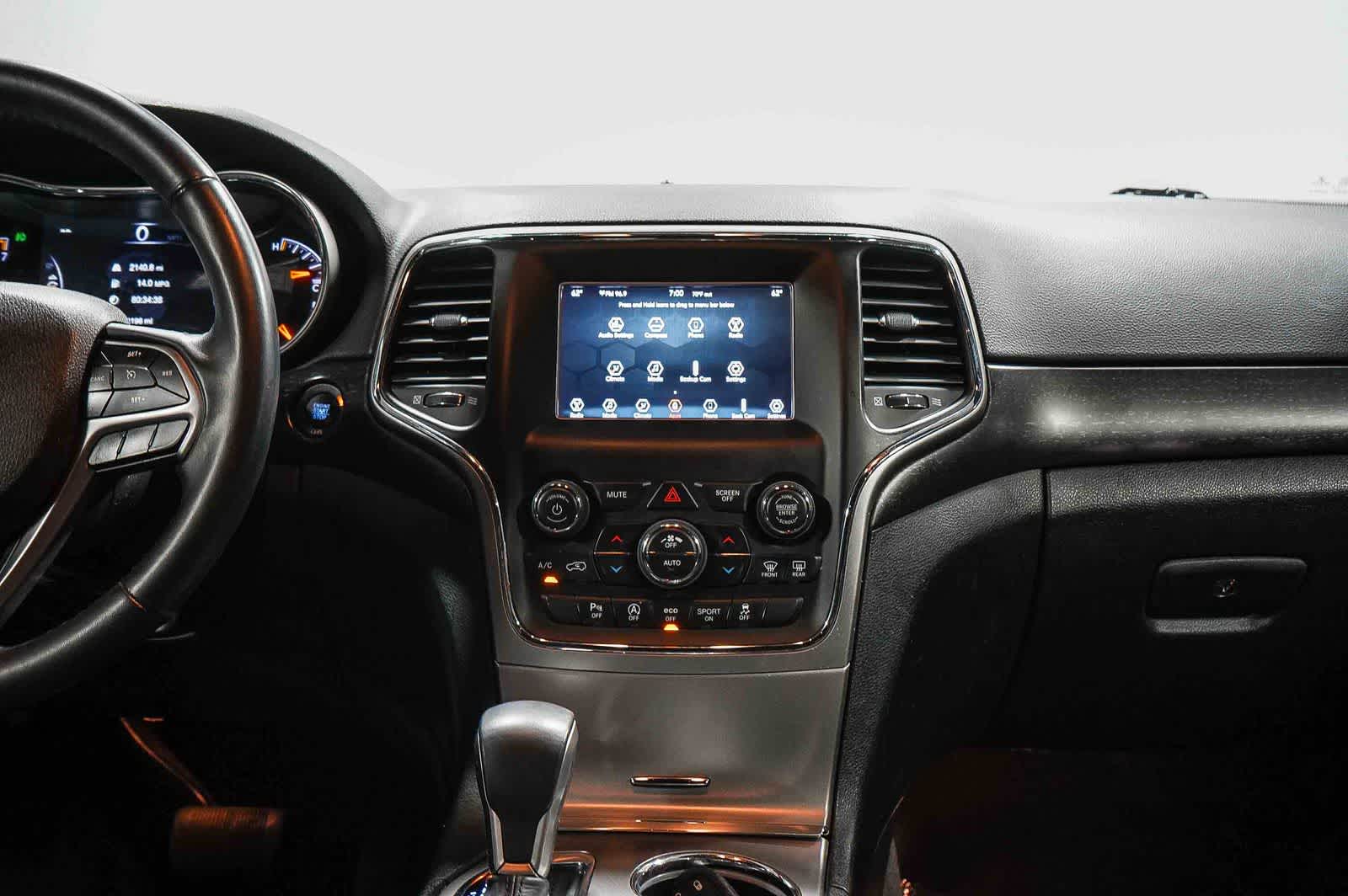 Jeep Grand Cherokee Laredo 2018