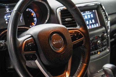 Jeep Grand Cherokee Laredo 2018