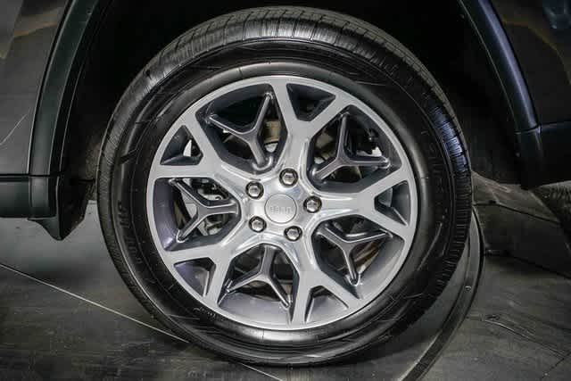 Jeep Grand Cherokee Limited 2021