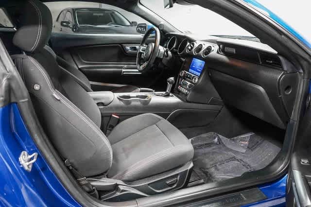 Ford Mustang EcoBoost 2022