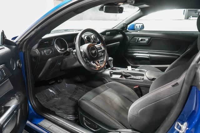 Ford Mustang EcoBoost 2022