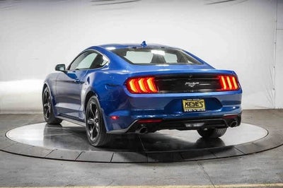 Ford Mustang EcoBoost 2022