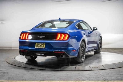 Ford Mustang EcoBoost 2022