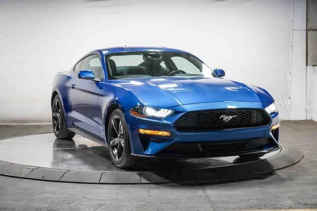 Ford Mustang EcoBoost 2022
