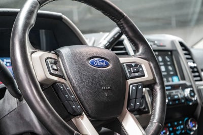 Ford Super Duty F-250 SRW LARIAT 2019