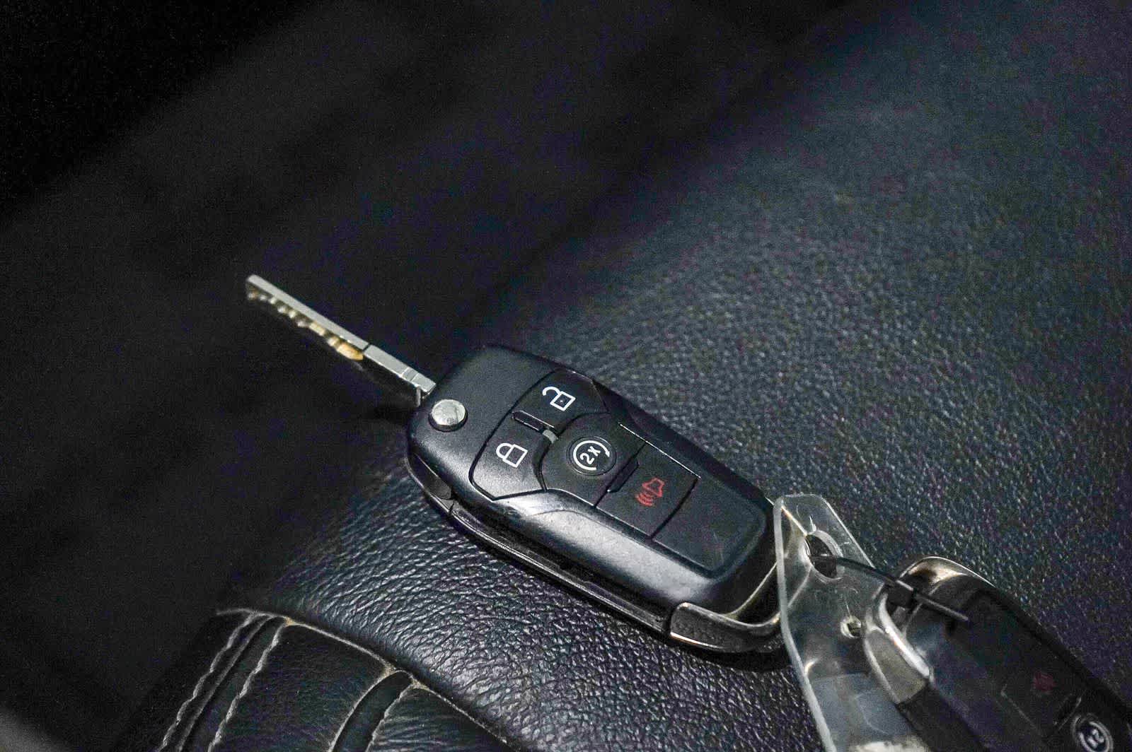 Ford Super Duty F-250 SRW LARIAT 2019