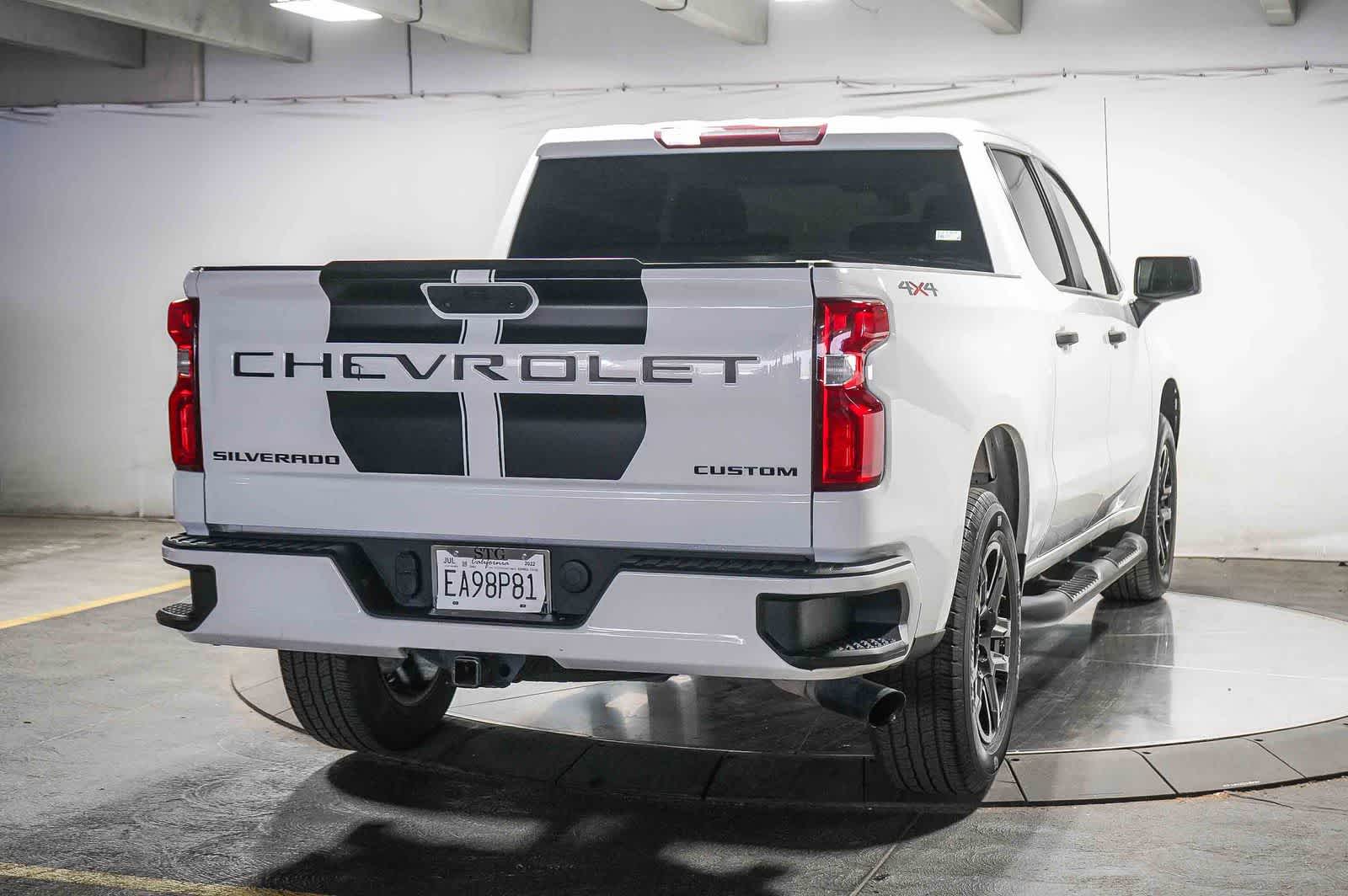 Chevrolet Silverado 1500 LTD Custom 2022