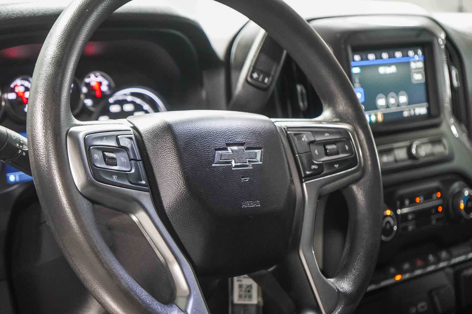 Chevrolet Silverado 1500 LTD Custom 2022