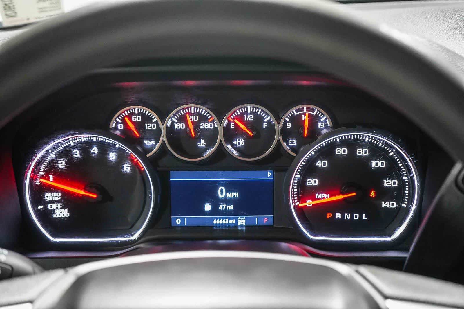 Chevrolet Silverado 1500 LTD Custom 2022