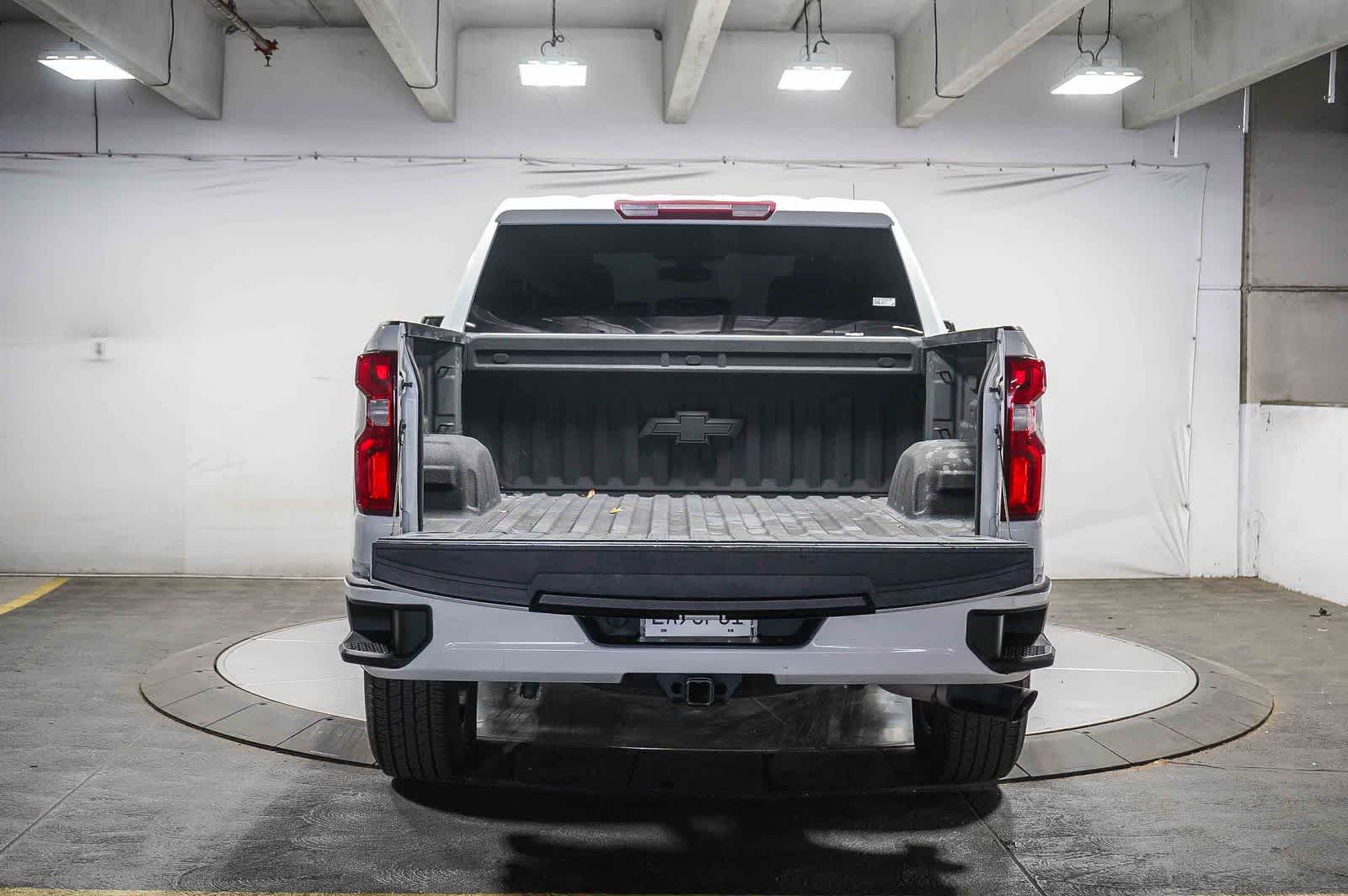Chevrolet Silverado 1500 LTD Custom 2022