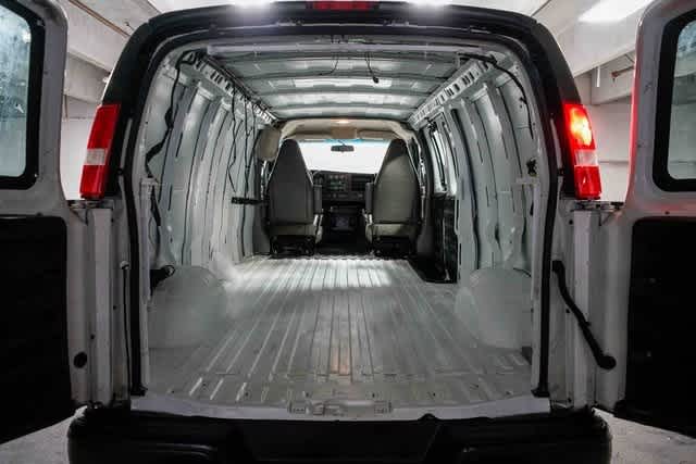 Chevrolet Express RWD 2500 155" 2020