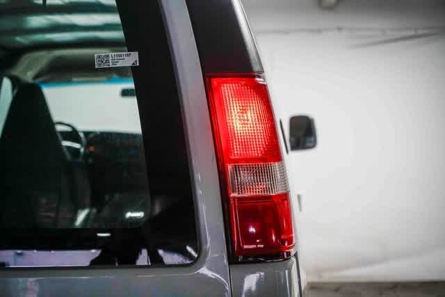 Chevrolet Express RWD 2500 155" 2020