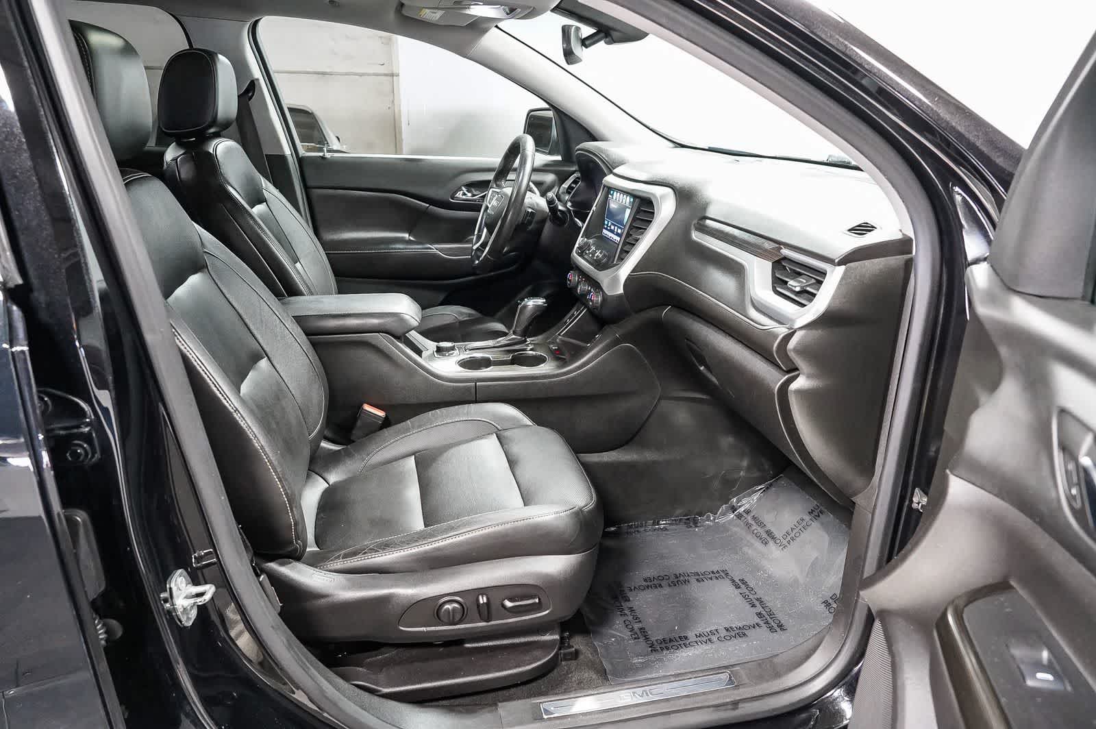 GMC Acadia SLT 2017