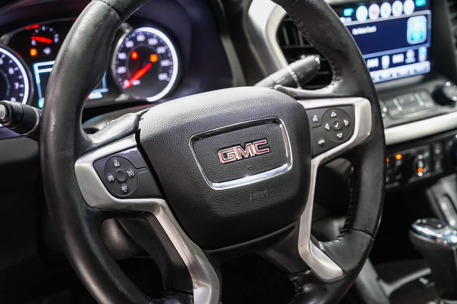 GMC Acadia SLT 2017