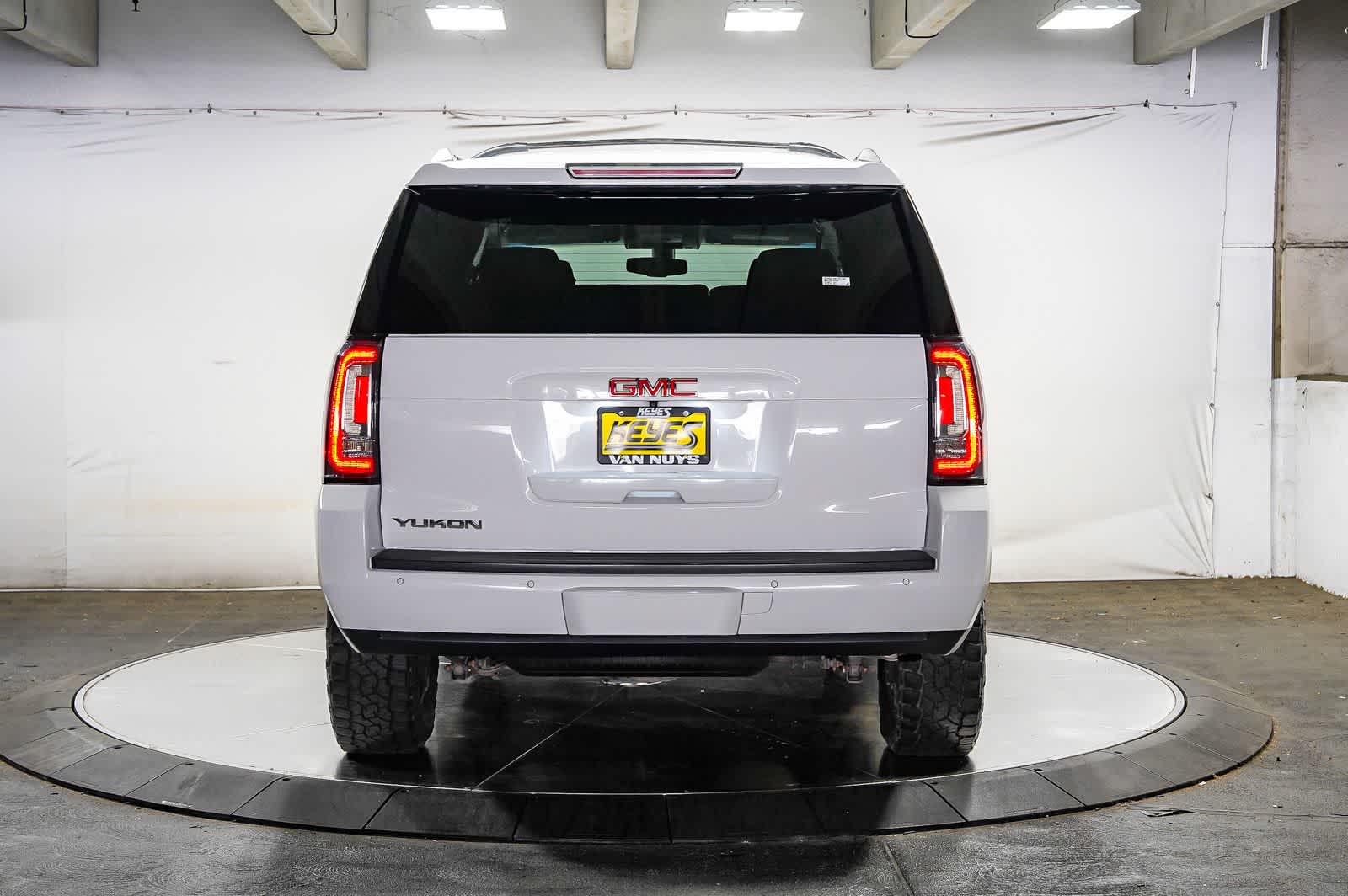 GMC Yukon SLE 2015