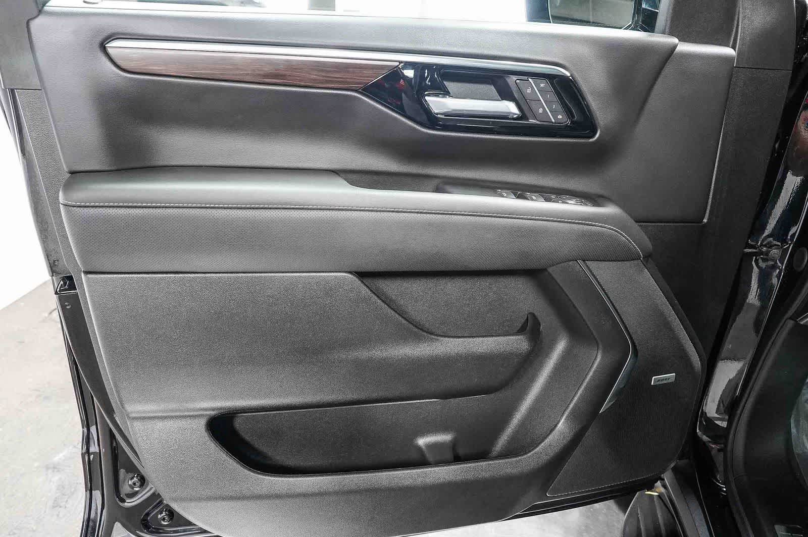 Chevrolet Suburban Premier 2025